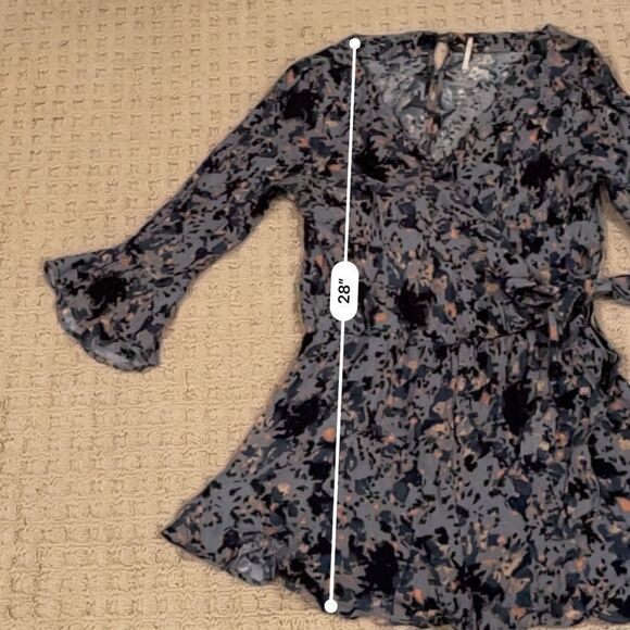 Free People All The Right Ruffles Blue Romper Sz S - Picture 14 of 15